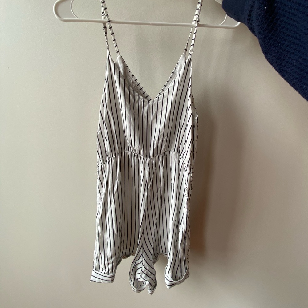 Romper - Picture 5 of 6